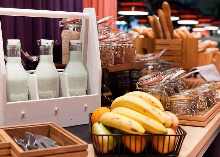 Aparthotel By Marriott East