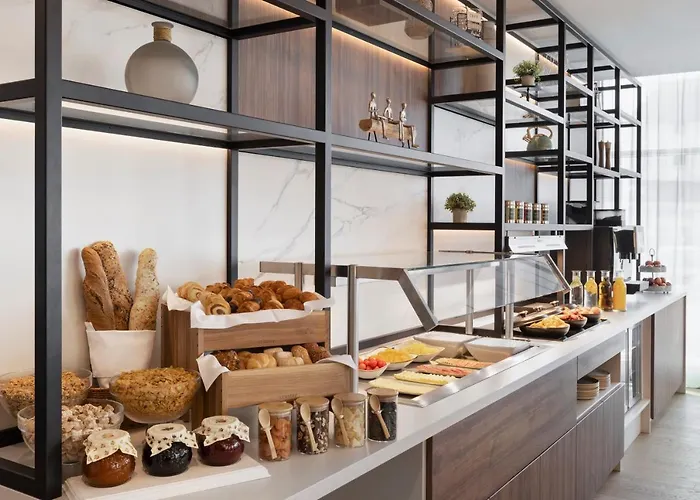 By Marriott East 4* Vienna