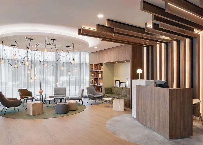 By Marriott East 4*